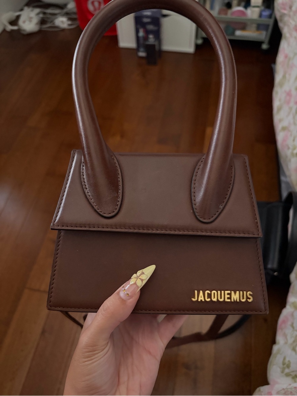 Jacquemus Brown Mini Leather Top-Handle Bag with Gold Logo - Picture 4 of 7